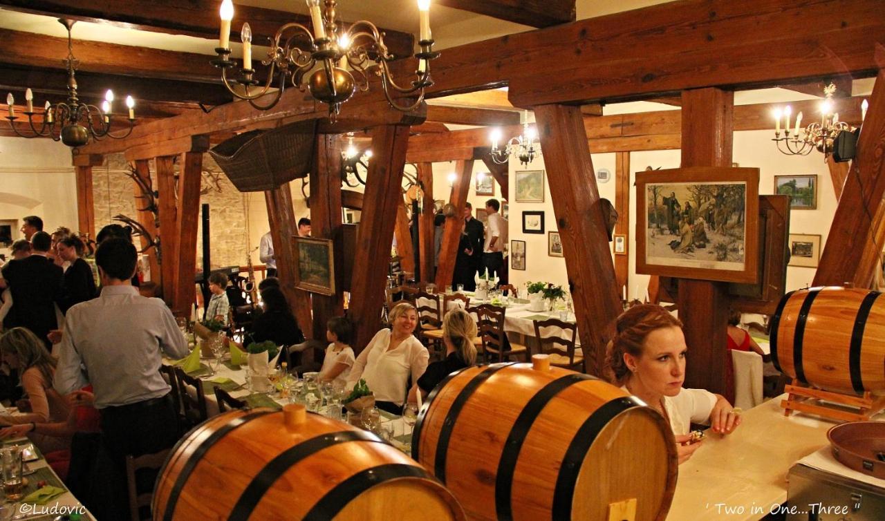 Auberge De Provence Tuchomerice Zewnętrze zdjęcie