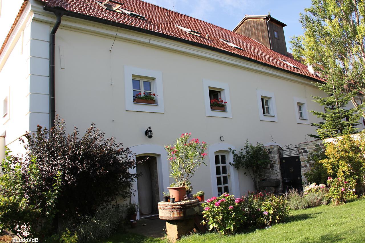 Auberge De Provence Tuchomerice Zewnętrze zdjęcie
