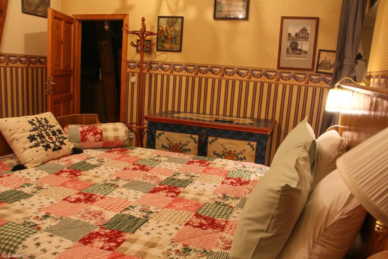 Auberge De Provence Tuchomerice Zewnętrze zdjęcie